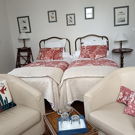 Castel La Bergerie Bed & Breakfast Laglorieuse Exterior photo