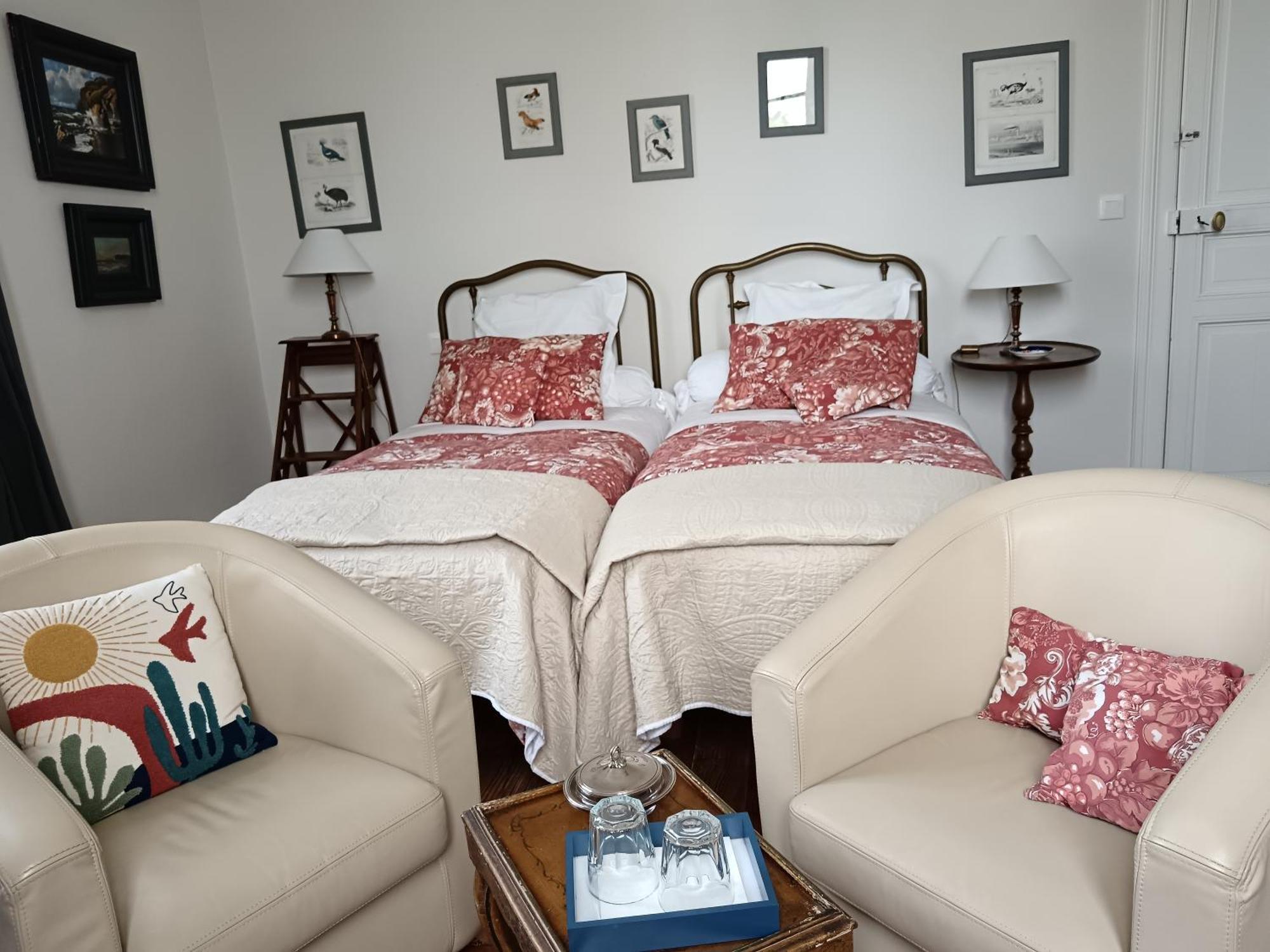 Castel La Bergerie Bed & Breakfast Laglorieuse Exterior photo