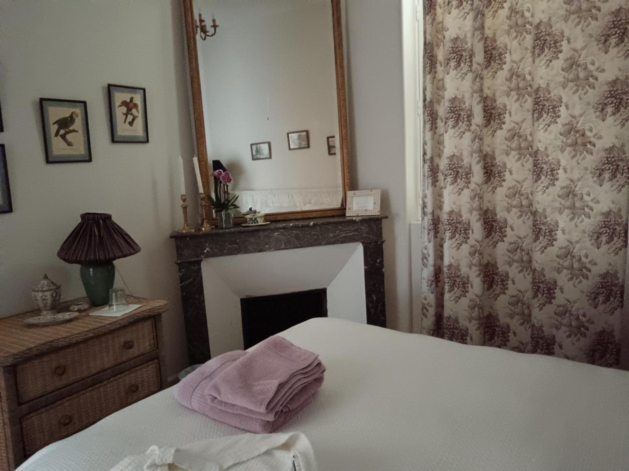 Castel La Bergerie Bed & Breakfast Laglorieuse Exterior photo